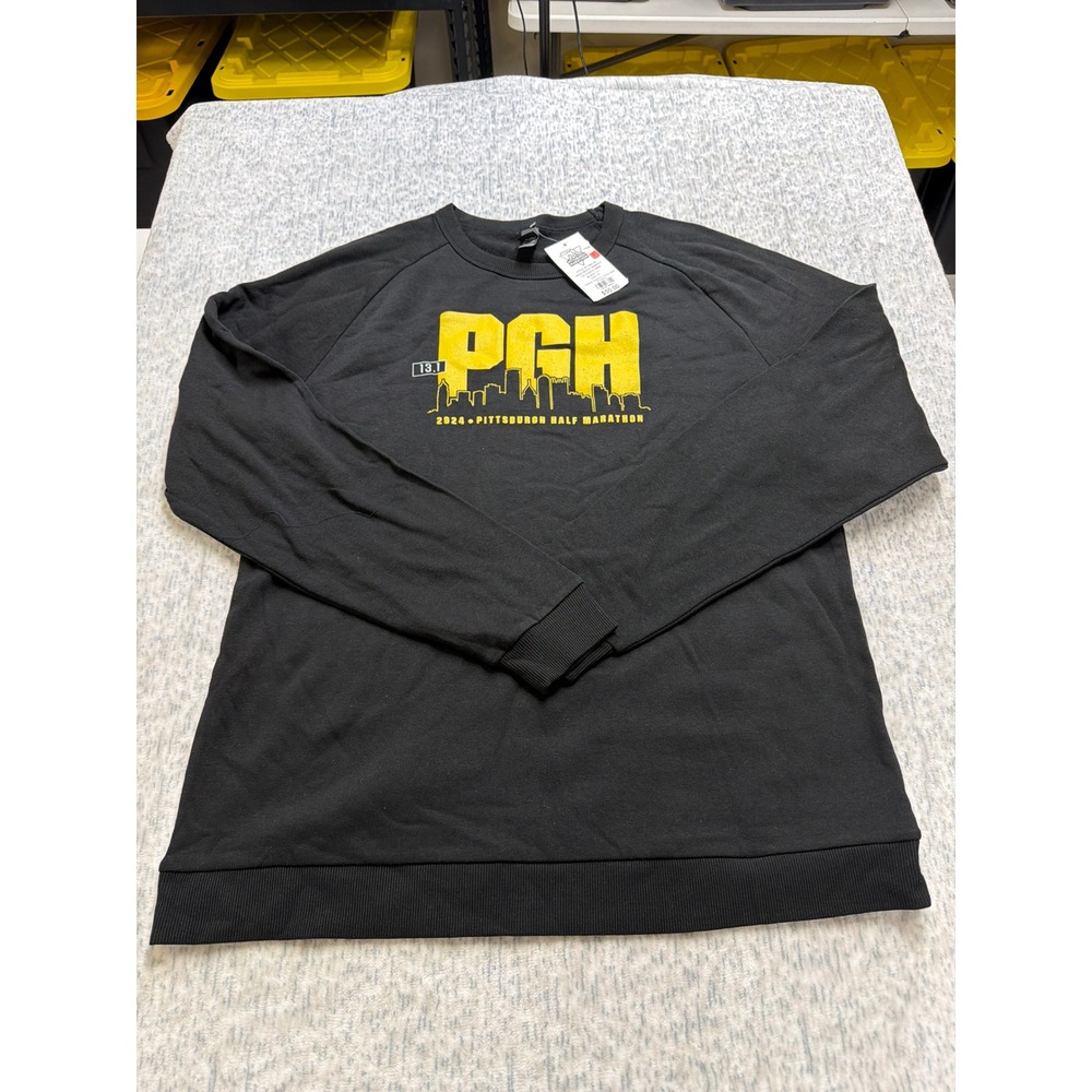 District Mens 2024 Pittsburgh Half Marathon PGH Crewneck Sweatshirt Black XL NEW